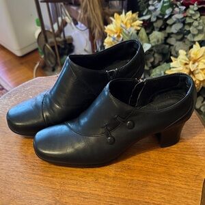 GUC Clarks Emslie Warren Black Women's Heeled Shoe Booties